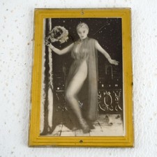 Vintage Lenticular Vari-Vue Flicker Risque Burlesque, Full-length pose 3-1/2