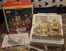 NEW Lemax Caddington Village YE OLDE TOWN HALL #15218 (RARE Only One On Ebay)  picture