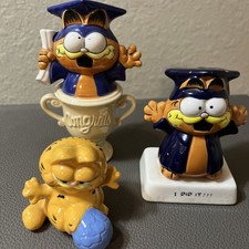 Three Vintage 1978 -1981 Enesco Garfield the Cat Ceramic Figurines Read picture