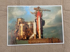 Vintage Space Shuttle Discovery Postcard 1984 Kennedy Space Center Launch Pad picture