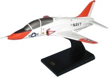 USN McDonnell Douglas T-45 Goshawk Desk Top Display Jet Model 1/32 SC Airplane picture