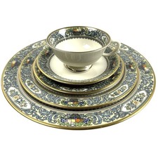 LENOX 'Autumn' Gold Stamp 5-Piece Place Setting Excellent and Exquisite picture