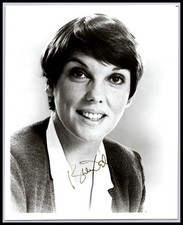 Tyne Daly - Actress - 8x10 Photo - Signed / Autograph (a) picture
