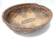 ANTIQUE c1890-1910 YAVAPAI APACHE INDIAN BASKET OVAL FORM + PICTORIAL picture