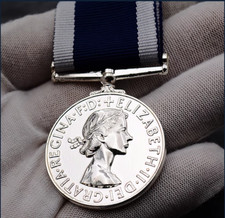 Queen Elizabeth II of UK Long Service Medal of the British Imperial Navy picture