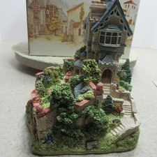Lilliput Lane's Secret Garden, 1987 w/Box & Deed Signed picture