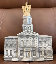VINTAGE 1969 EZRA BROOKS NEW HAMPSHIRE STATE HOUSE DECANTER picture