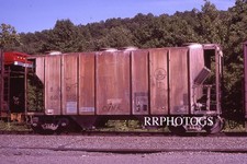 RAILROAD SLIDE BALTIMORE & OHIO B&O COVERED HOPPER #600370 Cir 1988 picture