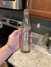 CALIFORNIA SODA WORKS CO. STOCKTON, CALIFORNIA CROWN TOP SODA WITH BEAR EMBOSSED picture