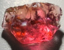 Pink Red Natural Ruby Or Sapphire Facet Rough From Madagascar 1.77 Crt picture
