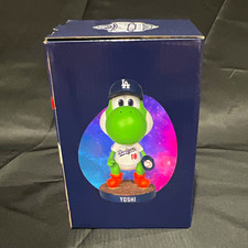 Dodgers Yoshi #18 Bobblehead Exclusive The Super Mario Galaxy Movie w/ Box picture