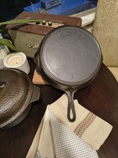 VICTOR (BY GRISWOLD) CAST IRON SKILLET #9 (723) - RESTORED picture