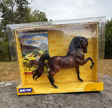 Breyer  2005 Traditional Model “Justin Morgan” with book by Marguerite Henry picture