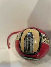 RARE* VINTAGE MICHAEL STORRING NEW YORK BLOOMINGDALE'S HAND PAINTED ORNAMENTS 2 picture