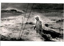 LG89 1991 Orig Brian Walski Photo HIGH SEA STRIKE CHATHAM HEAVY EROSION CAPE COD picture
