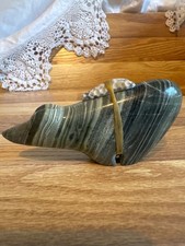 Tom Hayes, Native American -Fetish Bear Animal Carving Arrowhead Signed picture