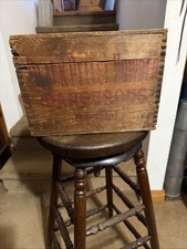 Vintage  US. BLACK PELLET POWDER DANGEROUS BLASTING USA WOOD BOX TERRE HAUTE IND picture