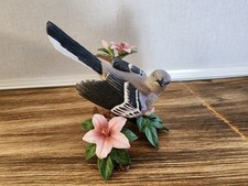 Lenox Northern Mockingbird Garden Bird Sculpture with Original Box – Excellent picture