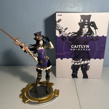 League of Legends Caitlyn Unlocked Statue Figure Good Condition READ DESCRIPTION picture