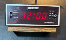 Vintage 1979 Spartus Snoozer Digital Alarm Clock Woodgrain LED Model 21-3009-190 picture