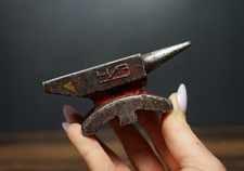 Anvil, vintage anvil, work tools, metal anvil, jewelers anvil, old anvils picture