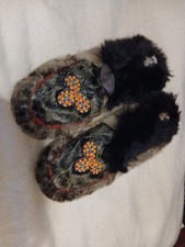 Vintage Authentic Native Alaskan Eskimo Inuit Seal Skin Handbeaded picture