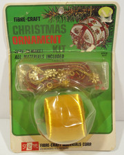 Vtg 1973 Fibre-Craft Gold Satin Christmas Ornament Kit 9117 Flower Drum Sealed picture