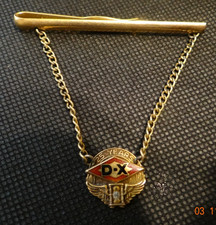 Vintage D-X Gas & Oil Service Station 25 Yr Award Tie Bar w/ 14k emblem & GF picture