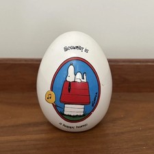 Peanuts Snoopy Ceramic Egg Security Is a Happy Home Vintage Figurine Decor picture