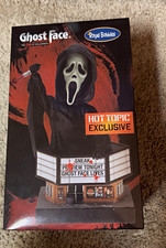 Royal bobbles Hot Topic Exclusive 2022 glow in dark Ghostface scream bobblehead picture